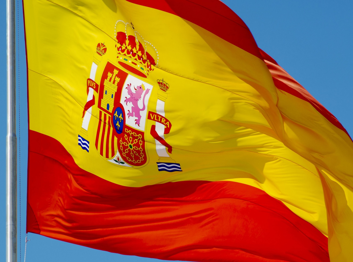 Loyalty references in the Statutes of Autonomy  in Spain: legal or symbolic value?
