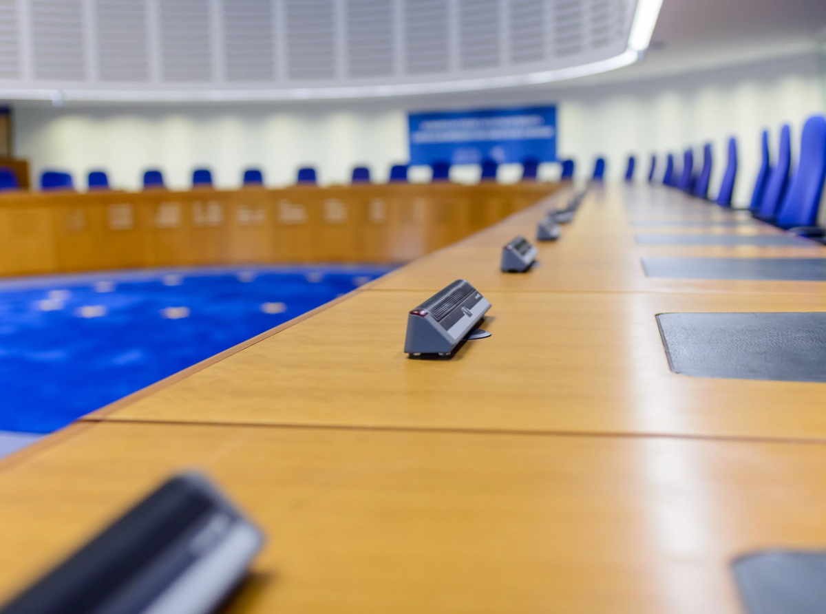 Endogenous Limits of the Right to Conscientious Objection: Does a Conscientious Objector  Have the Right to Refuse Even 1-Day Military Service?
